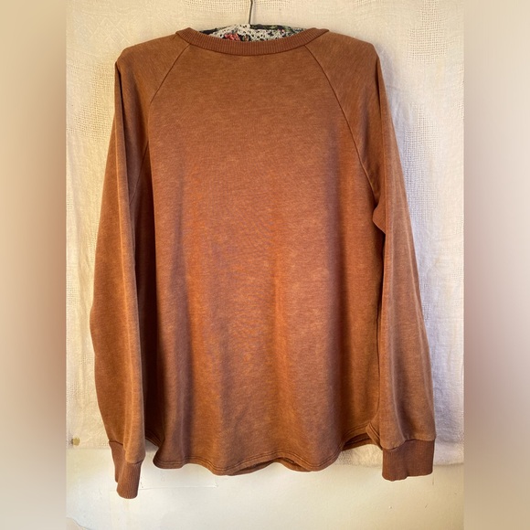 Juniors Graphic French Terry Cloth Top - Picture 2 of 3